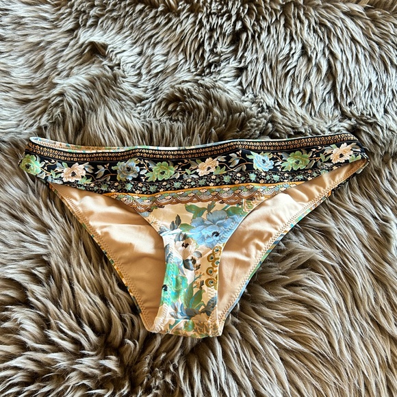 NWOT Spell And The Gypsy Collective Cheeky Bikini Bottom - Cloud Dancer - Sz S - Picture 5 of 11